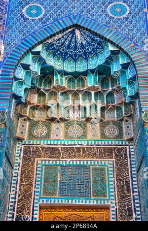 Kutlug Oko Mausoleum, Shah-i-Zinda, UNESCO-Weltkulturerbe, Samarkand, Usbekistan, Zentralasien, Asien Stockfoto