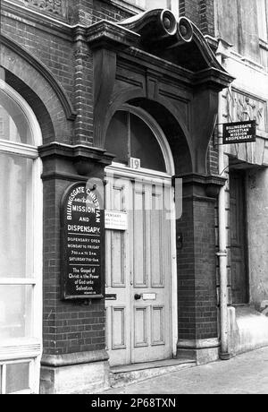 The Billingsgate Christian Mission and Dispensary in 19 St Mary at Hill, Billingsgate in der City of London, England, Großbritannien - Foto aufgenommen 1970. Stockfoto