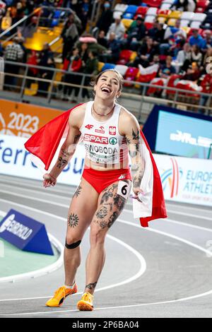 Istanbul, Türkei, 3. März 2023. Ewa Swoboda aus Polen feiert das Finalrennen der Frauen 60m während der europäischen Leichtathletikmeisterschaft 2023 - Tag 1 in der Atakoy Arena in Istanbul, Türkei. 3. März 2023. Kredit: Nikola Krstic/Alamy Stockfoto