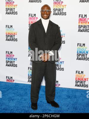 Santa Monica, Kalifornien - 04. März 2023: Barry Jenkins nimmt an den Film Independent Spirit Awards 2023 Teil Stockfoto