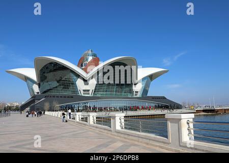 Deniz Mall am Kaspischen Ufer in Baku Stockfoto