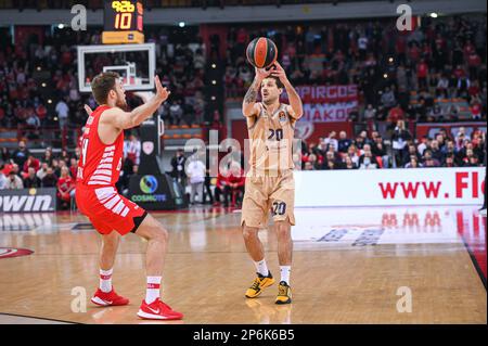 Athen, Griechenland. 07. März 2023. 20 NICOLAS LAPROVITTOLA des FC Barcelona während des Euroleague-Spiels, Runde 27, zwischen Olympiacos Piraeus und FC Barcelona im Friedens- und Freundschaftsstadion am 7. März 2023 in Athen, Griechenland. Kredit: Unabhängige Fotoagentur/Alamy Live News Stockfoto