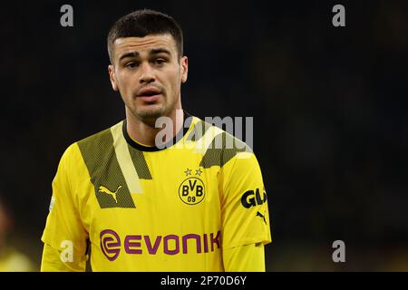 7. März 2023; Stamford Bridge, Chelsea, London, England: Champions League Football, Runde 16, Second Leg, Chelsea versus Borussia Dortmund; Giovanni Reyna von Borussia Dortmund Stockfoto