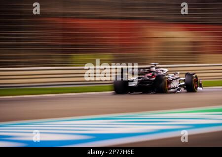 MANAMA, BAHRAIN, Sakhir Circuit, 3. März 2023: #20, Kevin MAGNUSSEN, DEN, Haas-F1-Team, während des Formel-1-Grand Prix in Bahrain am internationalen Stockfoto