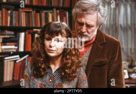 Julie Walters (Rita), Mark Kingston (Frank) in DER AUSBILDUNG VON RITA von Willy Russell bei The Royal Shakespeare Company (RSC), The Warehouse, London WC2 16/06/1980 Design: Poppy Mitchell Beleuchtung: Leo Leibovici Direktor: Mike Ockrent Stockfoto