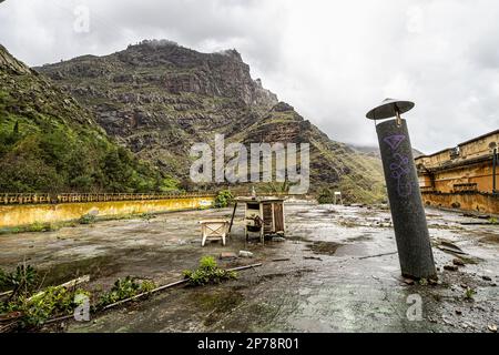 Lost Place Balneario Los Berrazales, Botteleria Agua de Agaete in Valle de Agaete auf Gran Canaria, Kanarische Inseln, Spanien. Stockfoto