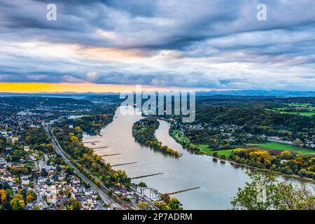 Blick auf den Rhein von Drachenfels, Bad Honnef, Nordrhein-Westfalen Stockfoto