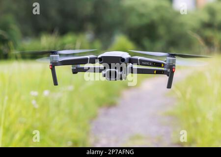 DJI Mavic Pro Drohne im Flug, Stuttgart, Baden-Württemberg, Deutschland Stockfoto