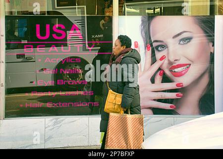 Glasgow, Schottland, Vereinigtes Königreich, 8. März 2023. Internationaler Frauentag auf den Straßen der Stadt, Credit Gerard Ferry/Alamy Live News Stockfoto