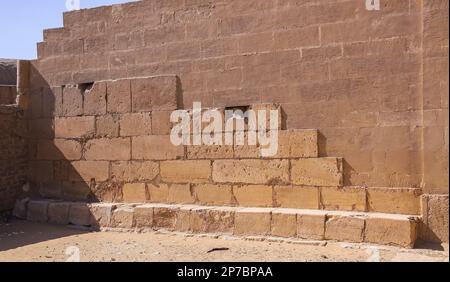 Egypte, Saqqara in der Nähe von Kairo, New Kingdom Grab von Horemheb, der zweite Pylon. Stockfoto