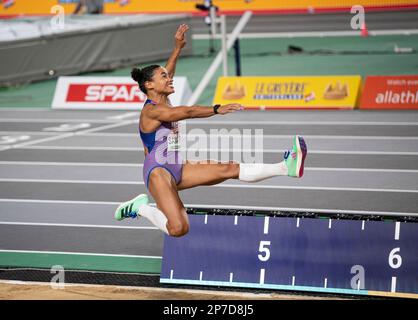 Jazmin Sawyers aus Großbritannien und NI treten im Langsprung-Finale der Frauen bei der Europameisterschaft der Leichtathletik in der Ataköy Athletics Arena an Stockfoto