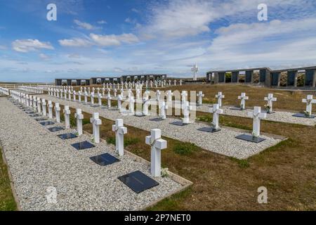 Der argentinische Militärfriedhof in der Nähe von Darwin auf den Falklandinseln beherbergt die Überreste von Soldaten, die während des falklandenkrieges 1982 getötet wurden. Stockfoto