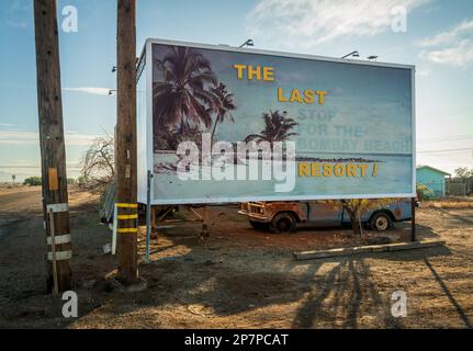 Vintage-Werbespot am Bombay Beach am Salton Sea Stockfoto