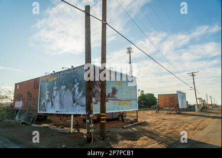 Vintage-Werbespot am Bombay Beach am Salton Sea Stockfoto