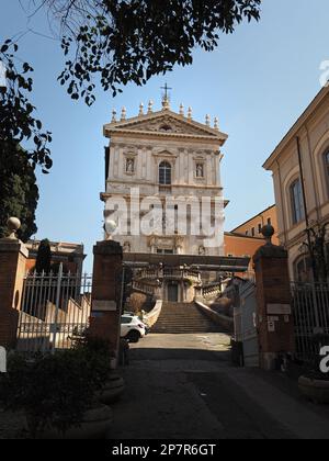 Die päpstliche Universität von St. Thomas Aquinas (PUST), auch bekannt als das Angelicum, auf dem Quirinal-Hügel in Rom, Italien. Stockfoto