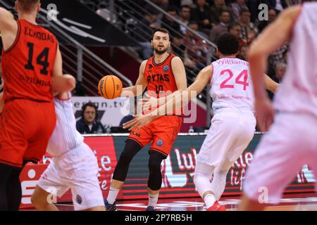 Bonn, Deutschland. 08. März 2023. Bonn, Deutschland. 08. März 2023. Lukas Uleckas (Vilnius), BCL Runde 16, Telekom Baskets Bonn vs Rytas Vilnius, Bonn, Deutschland. 08. März 2023. Kredit: Juergen Schwarz/Alamy Live News Stockfoto