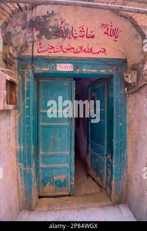 Das Delhi Gate befindet sich im Osten der Stadt gegenüber von Delhi, der Hauptstadt des Mogul-Reiches. Es war die Hauptpassage der Mogul-Könige Stockfoto