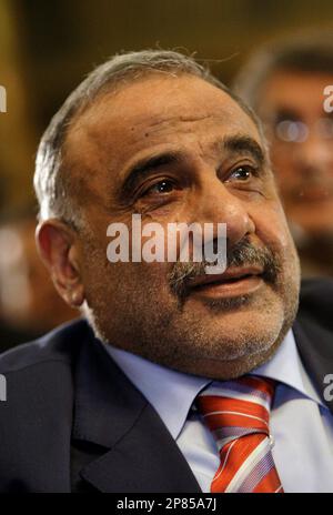 Iraqi Vice President Adel Abdul Mehdi, right, meets with Jordan's Prime