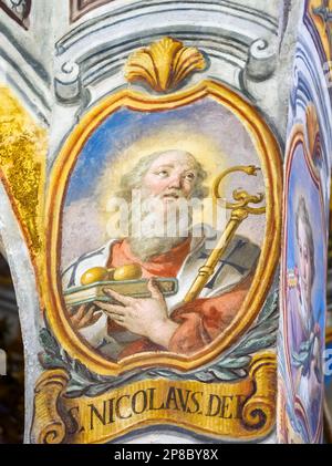 Fresko mit Darstellung von St. Nicholas - Kirche Santa Maria dell'Ammiraglio - Palermo, Sizilien, Italien Stockfoto