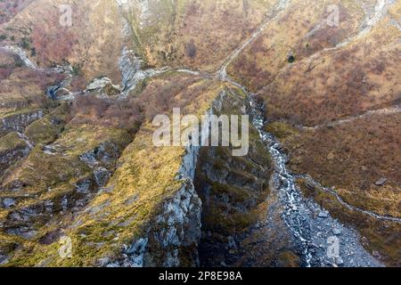 Blick über das Delica-Tal vom Aussichtspunkt Nervión Wasserfall. Der Nervión Canyon, Alava, Spanien Stockfoto