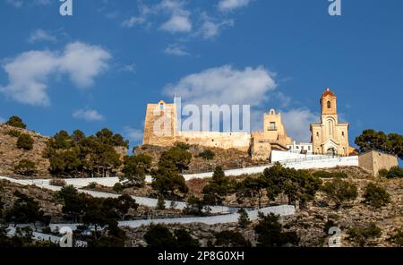 Castillo y Santuario de la Virgen del Castillo en Cullera, Valencia, España Stockfoto