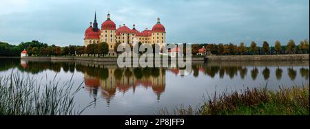 Im Park von Schloss Moritzburg. Sachsen, Deutschland Stockfoto