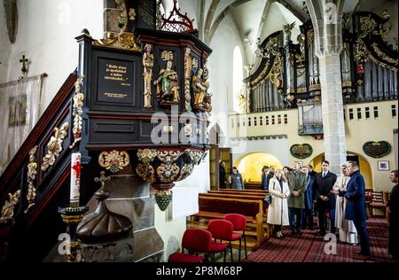 SPISSKA SOBOTA - König Willem-Alexander und Königin Maxima besuchen eine Kirche in der historischen Stadt Spisska Sobota am dritten Tag des dreitägigen Staatsbesuchs in der Slowakei. ANP REMKO DE WAAL niederlande raus - belgien raus Stockfoto