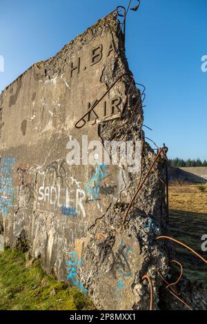 Die Überreste des Kirnie Law Reservoir ein revolutionäres Hydro Electric Scheme (1920), das überschüssige Energie nutzt, um Wasser aus dem Tweed in das Reservoir zu Pumpen. Stockfoto