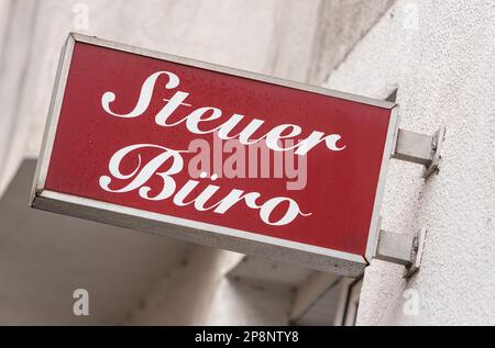 Steuerbehörde im Kölner Bezirk Nippes Stockfoto