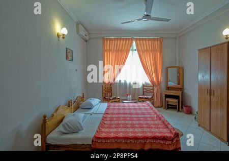 09 08 2009 Uhr Intirioar des kleinen, schlechten und brackfasten Hotels im Kandy Sri Lanka Asia. Stockfoto