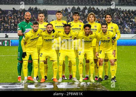 BRÜSSEL, BELGIEN - MÄRZ 9: Torwart Pepe Reina von Villarreal CF, Jorge Cuenca von Villarreal CF, Juan Foyth von Villarreal CF, Johan Mojica von Villarreal CF, Aissa Mandi von Villarreal CF, Dani Parejo von Villarreal CF, Trigueros von Villarreal CF, Samuel Chukwueze von Álex Vilena CF, Villarreal CF Jose Morales von Villarreal CF, Jorge Pascual von Villarreal CF während der Runde der 16. Etappe eins – Spiel der UEFA Europa Conference League zwischen RSC Anderlecht und Villarreal CF im Anderlecht Stadium am 9. März 2023 in Brüssel, Belgien (Foto von Joris Verwijst/Orange Pictures) Stockfoto