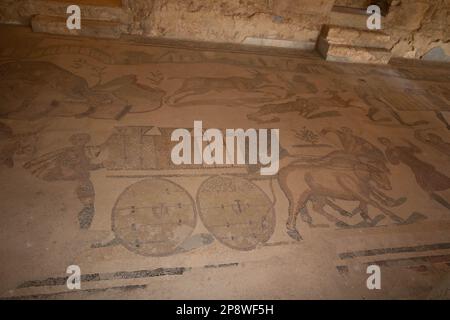 An der Piazza Armerina, Italien, auf der 08-04-23, Villa romana del Casale, die wegen ihrer herrlichen Mosaiken zum UNESCO-Weltkulturerbe gehört Stockfoto