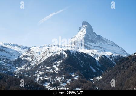 Blick auf das Matterhorn vom Wanderweg nach Sunnegga ab Zermatt, Schweiz. Stockfoto