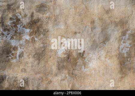 Detalle de un antiguo muro mittelalterliches hecho con piedras, ladrillos y otros materiales, textura Stockfoto