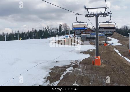 Skipiste im Winter in Krynica Zdroj Stockfoto