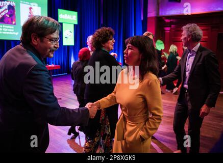 AMSTERDAM - (VLNR) Theo Bovens (CDA) und Mei Li Vos (PvdA) während der Wahldebatte mit Parteiführern des Senats im Vorfeld der Provinzwahlen. Während der Debatte werden die verschiedenen Krisen diskutiert, mit denen das Land konfrontiert ist, wie die Stickstoffkrise und die Einwanderungskrise. ANP BART MAAT niederlande out - belgien out Stockfoto