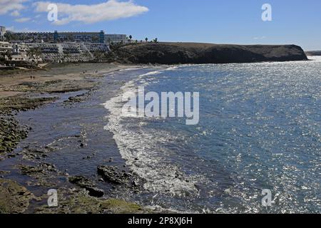 Las Coloradas Strand, Playa Blanca, Lanzarote. Aufgenommen Im Februar/März 2023 Stockfoto