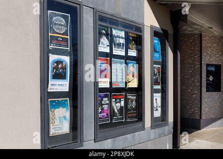 CHARLOTTE, NC-5. MÄRZ 2023: Bezirk Noda. Das Neighborhood Theatre and Cultural Center. Stockfoto