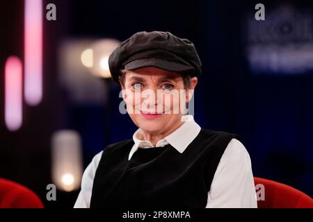 Köln, Deutschland. 09. März 2023. Katharina Thalbach, Schauspielerin, aufgenommen nach der Talkshow "Kölner Treff" in den WDR-Studios in Bocklemünd. Kredit: Rolf Vennenbernd/dpa/Alamy Live News Stockfoto