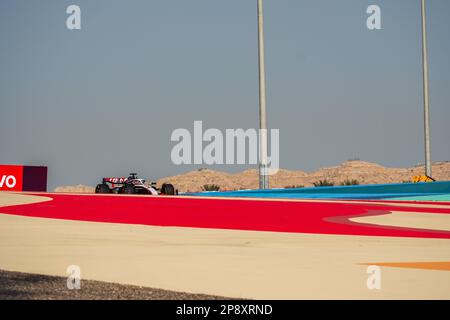 MANAMA, BAHRAIN, Sakhir Circuit, 4. März 2023: #20, Kevin MAGNUSSEN, DEN, Haas-F1-Team, während des Formel-1-Grand Prix in Bahrain auf der Bahrain Inte Stockfoto