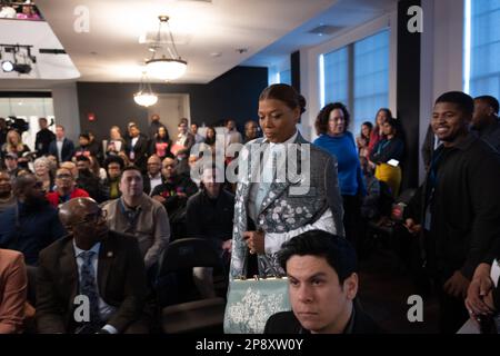 9. März 2023: KÖNIGIN LATIFAH erscheint zur Enthüllung des Harriet Tubman Monuments im Audible in Newark, New Jersey. "Schatten auf ein Gesicht" ersetzt ein Statut von Christoph Kolumbus, das im Sommer 2020 entfernt wurde. (Kreditbild: © Brian Branch Price/ZUMA Press Wire) NUR REDAKTIONELLE VERWENDUNG! Nicht für den kommerziellen GEBRAUCH! Stockfoto