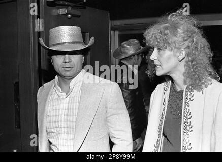 Robert Blake ist mit 89 gestorben. Robert Blake und seine Frau Sondra Blake aus den 1980er Jahren Kredit: Ralph Dominguez/MediaPunch Stockfoto