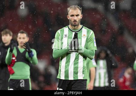 Manchester, Großbritannien. 09. März 2023. Germán Pezzella depois perder o jogo entre Manchester United gegen Real Betis, in Old Trafford, Manchester, England. Man United hat 4-1 gewonnen (Foto: Richard Callis/Sports Press Photo/C – FRIST VON EINER STUNDE – FTP NUR AKTIVIEREN, WENN BILDER WENIGER ALS EINE STUNDE ALT sind – Alamy) Guthaben: SPP Sport Press Photo. Alamy Live News Stockfoto