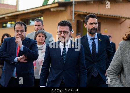 Barcelona, Spanien. 09. März 2023. Der Präsident der katalanischen Generalitat Pere Aragones wird auf dem Gelände der Iberpotash, auch bekannt als ICL-Landmine, in Suria gesehen. Drei Bergarbeiter starben nach einem Steinschlag von einem Teil der Kaliummine. (Foto: Davide Bonaldo/SOPA Images/Sipa USA) Guthaben: SIPA USA/Alamy Live News Stockfoto