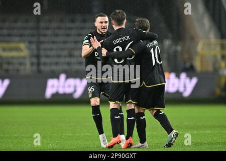 Brussel , Belgien . 09/03/2023, anders Dreyer (36) von Anderlecht feierte nach einem Tor während eines Fußballspiels zwischen RSC Anderlecht und Villarreal CF im 1/8. Finale der UEFA Europa Conference League für die Saison 2022-2023 am Donnerstag, den 9. März 2023 in Brussel, Belgien . FOTO SPORTPIX | David Catry Stockfoto