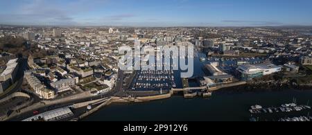 Sutton Harbour & The Barbican, Plymouth, Devon Luftpanorama Foto Stockfoto