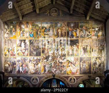 VARALLO, ITALIEN - Juni 2020: Dieses Meisterwerk der Renaissance wurde in der Kirche Santa Maria delle Grazie in Varallo Sesia von Gaudenzio erschaffen Stockfoto