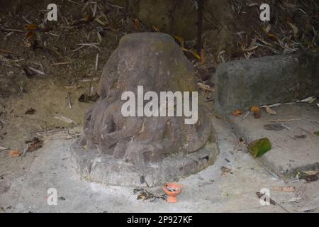 Alte Ruinen einer tausendjährigen Zivilisation in Unokoti, Tripura. Stockfoto