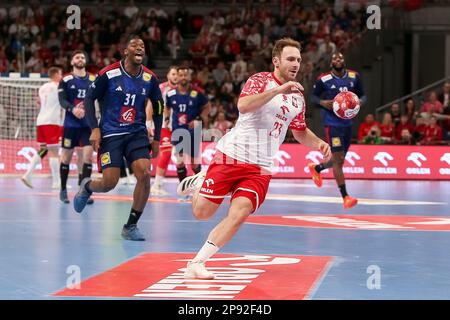 Danzig, Polen. 08. März 2023. Arkadiusz Moryto in Aktion während der 2. Phase des EHF-Qualifikationsspiels 2024 zwischen Polen und Frankreich in der Ergo Arena. (Endstand: Polen 28:38 Frankreich). Kredit: SOPA Images Limited/Alamy Live News Stockfoto