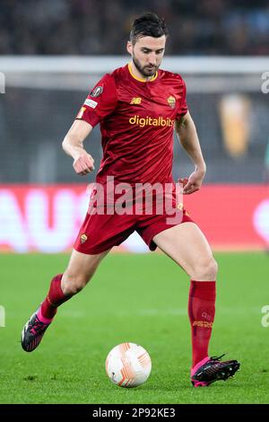 Rom, Italien. 24. Februar 2023. Bryan Cristante of AS Roma während der UEFA Europa League-Runde von 16. Etappe 1 zwischen Roma und Real Sociedad am 9. März 2023 im Stadio Olimpico, Rom, Italien. Kredit: Giuseppe Maffia/Alamy Live News Stockfoto